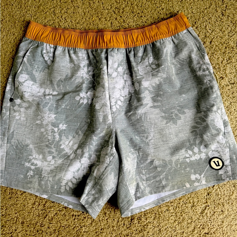 Vuori Maverick Shorts - medium
